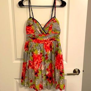 ‼️🎉HP🎉🌸🌺Hollister size Medium floral dress🌺🌸